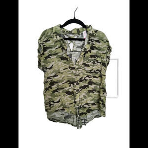 No Boundries Junior Ladies Camoflauge Button Up Shirt Cross Back Collar S 3-5